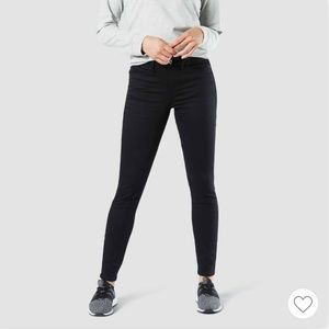 NWT Denizem from Levi Skinny Jeans